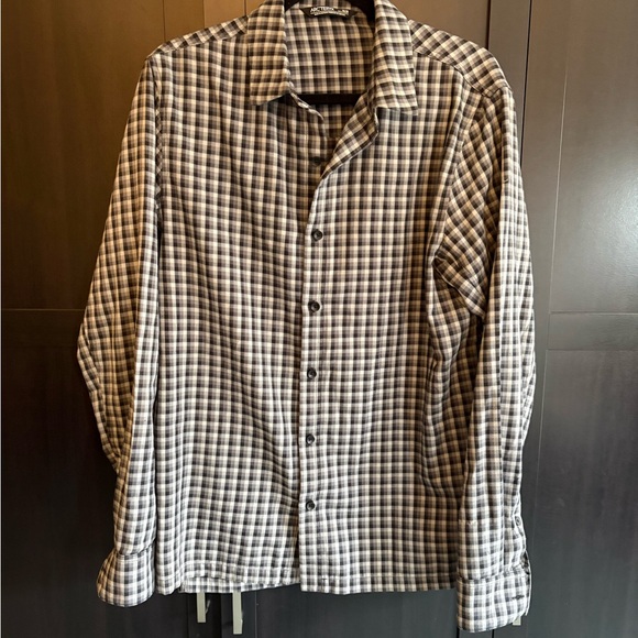 Arc’teryx Long Sleeve Button Down Shirt - Picture 5 of 9